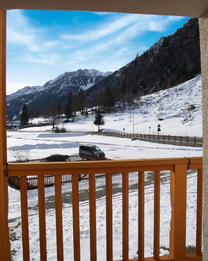 Dresalwoald Bed & Breakfast Gressoney-Saint-Jean Exterior photo